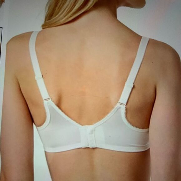 NWT Wacoal Full Figure Underwire Bra - Picture 2 of 4